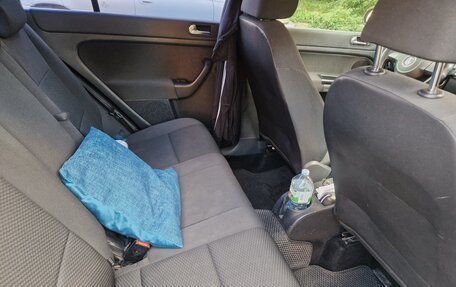 Volkswagen Golf Plus II, 2011 год, 880 000 рублей, 14 фотография