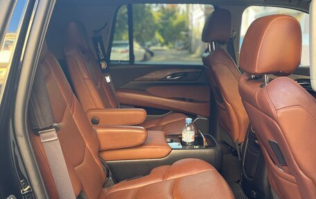 Cadillac Escalade IV, 2016 год, 4 500 000 рублей, 20 фотография