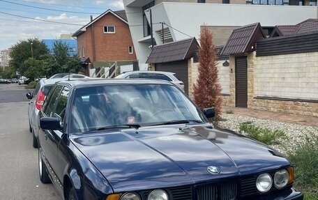 BMW 5 серия, 1992 год, 395 000 рублей, 1 фотография