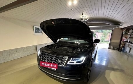 Land Rover Range Rover IV рестайлинг, 2019 год, 5 490 000 рублей, 7 фотография