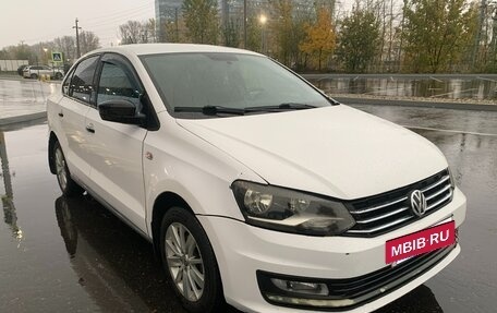 Volkswagen Polo VI (EU Market), 2015 год, 550 000 рублей, 3 фотография