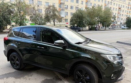 Toyota RAV4, 2013 год, 2 200 000 рублей, 4 фотография