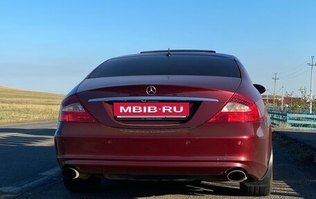 Mercedes-Benz CLS, 2005 год, 2 000 000 рублей, 2 фотография