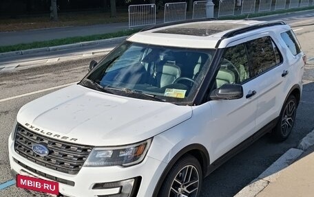 Ford Explorer VI, 2015 год, 2 500 000 рублей, 2 фотография