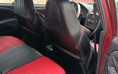 Mitsubishi Carisma I, 2000 год, 200 000 рублей, 11 фотография