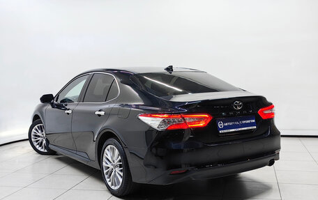 Toyota Camry, 2019 год, 2 799 000 рублей, 2 фотография
