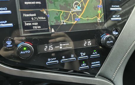 Toyota Camry, 2019 год, 2 799 000 рублей, 15 фотография