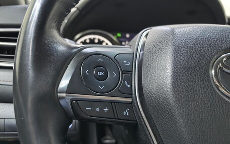 Toyota Camry, 2019 год, 2 799 000 рублей, 18 фотография