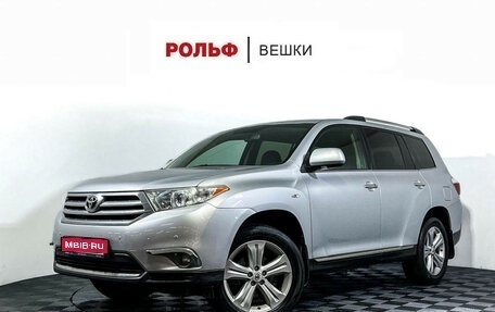 Toyota Highlander III, 2011 год, 2 047 000 рублей, 1 фотография
