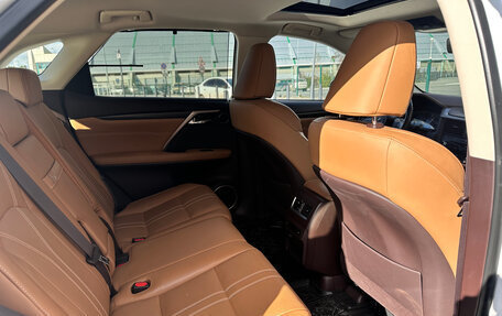Lexus RX IV рестайлинг, 2017 год, 3 970 000 рублей, 13 фотография