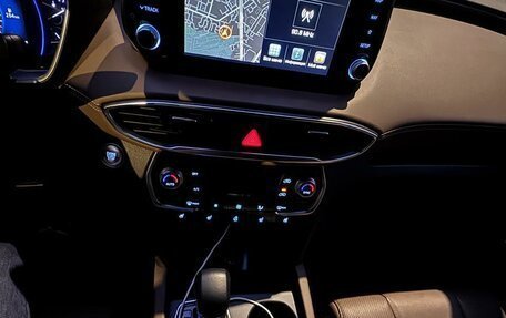 Hyundai Santa Fe IV, 2019 год, 3 600 000 рублей, 6 фотография