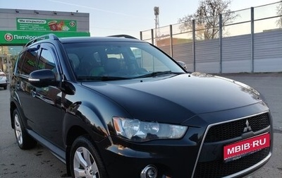Mitsubishi Outlander III рестайлинг 3, 2011 год, 975 000 рублей, 1 фотография