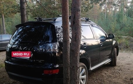 Mitsubishi Outlander III рестайлинг 3, 2011 год, 975 000 рублей, 15 фотография