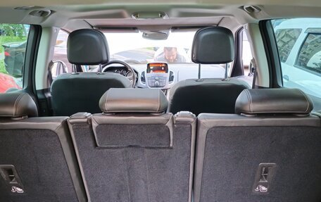 Opel Zafira C рестайлинг, 2014 год, 1 550 000 рублей, 23 фотография