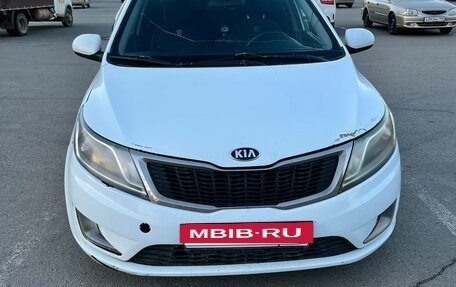 KIA Rio III рестайлинг, 2014 год, 550 000 рублей, 5 фотография