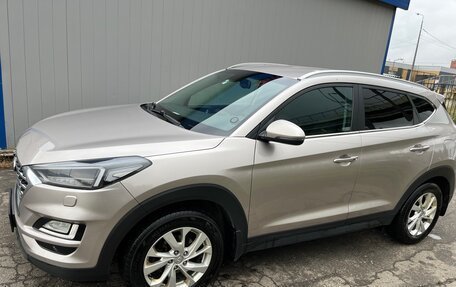 Hyundai Tucson III, 2019 год, 2 050 000 рублей, 1 фотография