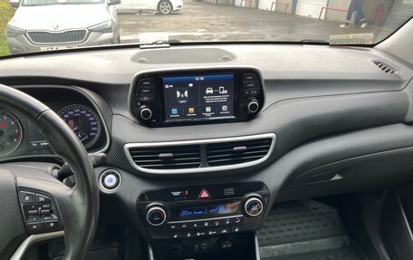 Hyundai Tucson III, 2019 год, 2 050 000 рублей, 8 фотография