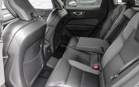 Volvo XC60 II, 2023 год, 4 754 000 рублей, 10 фотография