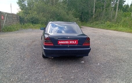 Mercedes-Benz C-Класс, 1998 год, 270 000 рублей, 5 фотография
