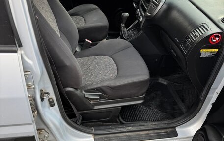 Hyundai Matrix I рестайлинг, 2002 год, 199 000 рублей, 27 фотография