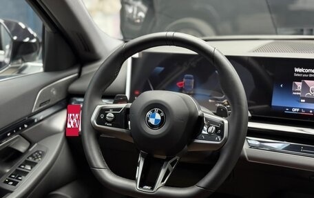 BMW 5 серия, 2024 год, 6 700 000 рублей, 9 фотография