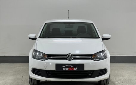 Volkswagen Polo VI (EU Market), 2011 год, 672 000 рублей, 2 фотография