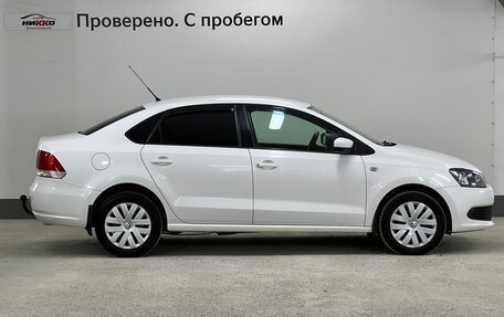 Volkswagen Polo VI (EU Market), 2011 год, 672 000 рублей, 3 фотография