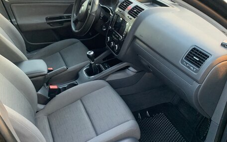 Volkswagen Golf V, 2004 год, 500 000 рублей, 11 фотография