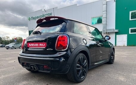 MINI Hatch, 2017 год, 1 750 000 рублей, 2 фотография