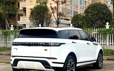 Land Rover Range Rover Evoque II, 2022 год, 2 480 000 рублей, 5 фотография