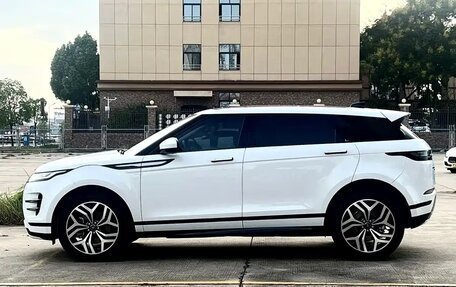 Land Rover Range Rover Evoque II, 2022 год, 2 480 000 рублей, 8 фотография