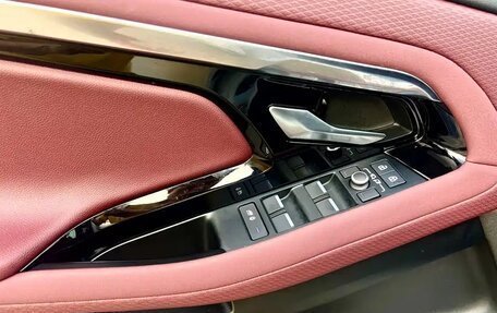 Land Rover Range Rover Evoque II, 2022 год, 2 480 000 рублей, 16 фотография