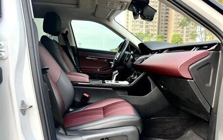 Land Rover Range Rover Evoque II, 2022 год, 2 480 000 рублей, 20 фотография