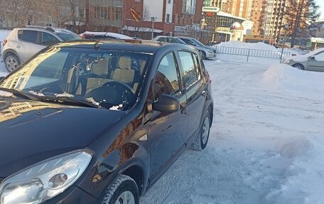 Renault Sandero I, 2010 год, 2 фотография