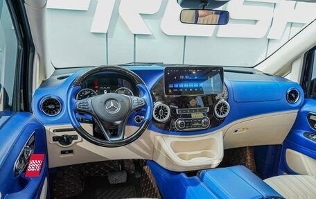 Mercedes-Benz Vito, 2023 год, 8 090 000 рублей, 6 фотография