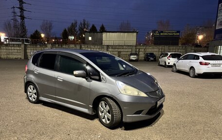 Honda Fit III, 2008 год, 570 000 рублей, 2 фотография