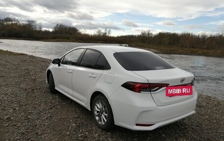 Toyota Corolla, 2021 год, 2 050 000 рублей, 3 фотография