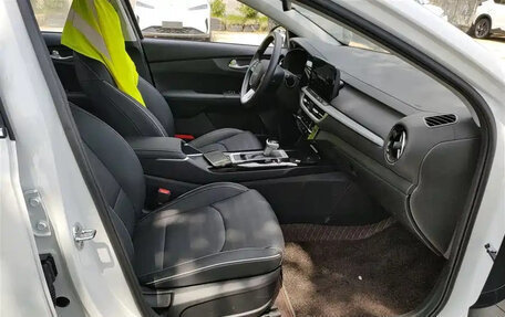 KIA K3, 2025 год, 1 825 000 рублей, 17 фотография