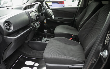 Toyota Vitz, 2018 год, 828 000 рублей, 11 фотография