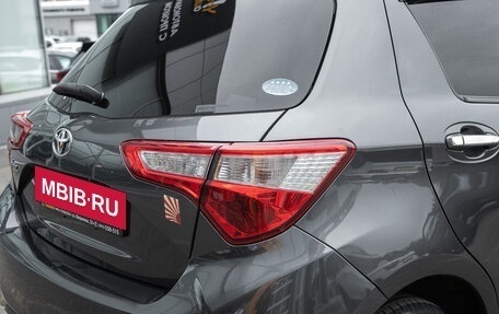 Toyota Vitz, 2018 год, 828 000 рублей, 7 фотография