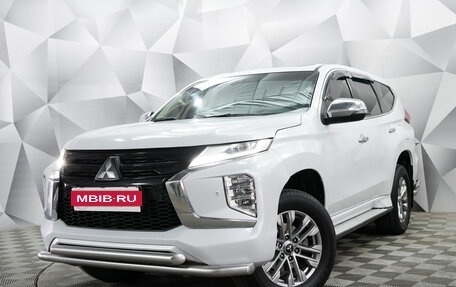 Mitsubishi Pajero Sport III рестайлинг, 2020 год, 3 292 000 рублей, 1 фотография
