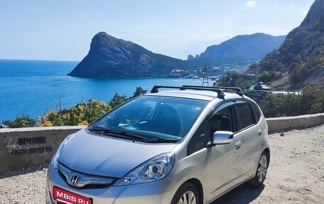 Honda Fit III, 2011 год, 1 000 000 рублей, 1 фотография