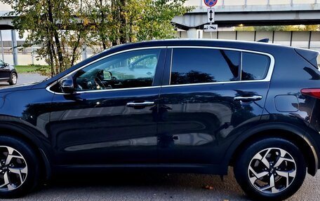 KIA Sportage IV рестайлинг, 2018 год, 2 000 000 рублей, 1 фотография