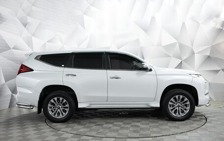 Mitsubishi Pajero Sport III рестайлинг, 2020 год, 3 292 000 рублей, 6 фотография