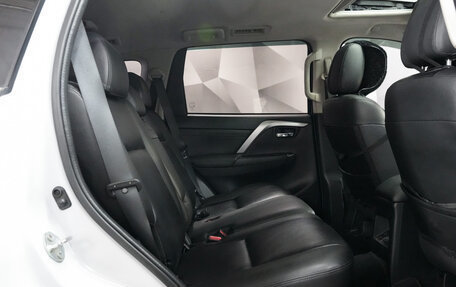 Mitsubishi Pajero Sport III рестайлинг, 2020 год, 3 292 000 рублей, 11 фотография