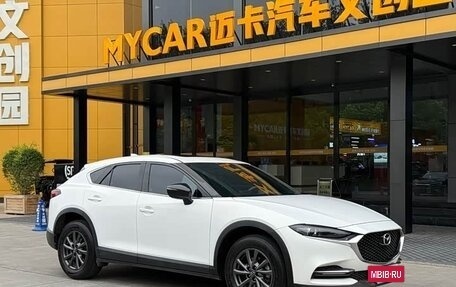 Mazda CX-4, 2022 год, 2 010 000 рублей, 3 фотография