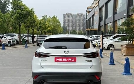Mazda CX-4, 2022 год, 2 010 000 рублей, 5 фотография