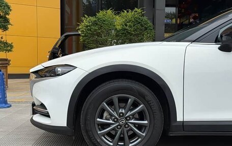Mazda CX-4, 2022 год, 2 010 000 рублей, 9 фотография