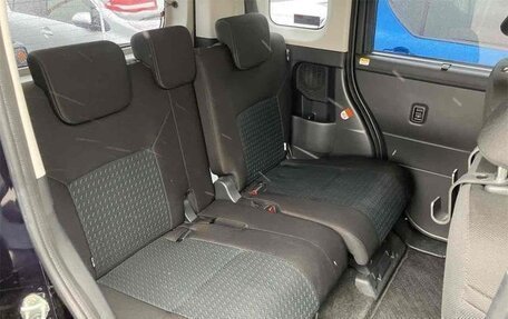 Toyota Roomy I, 2021 год, 783 000 рублей, 31 фотография