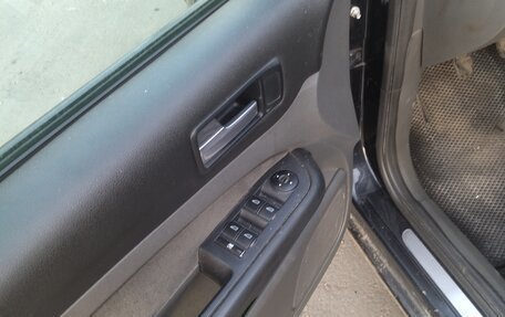 Ford Focus II рестайлинг, 2007 год, 250 000 рублей, 10 фотография